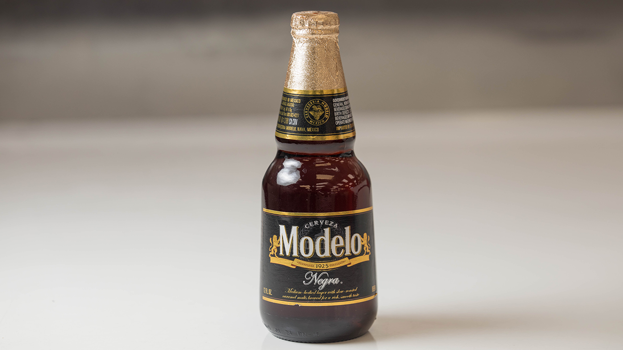 Modelo Negra